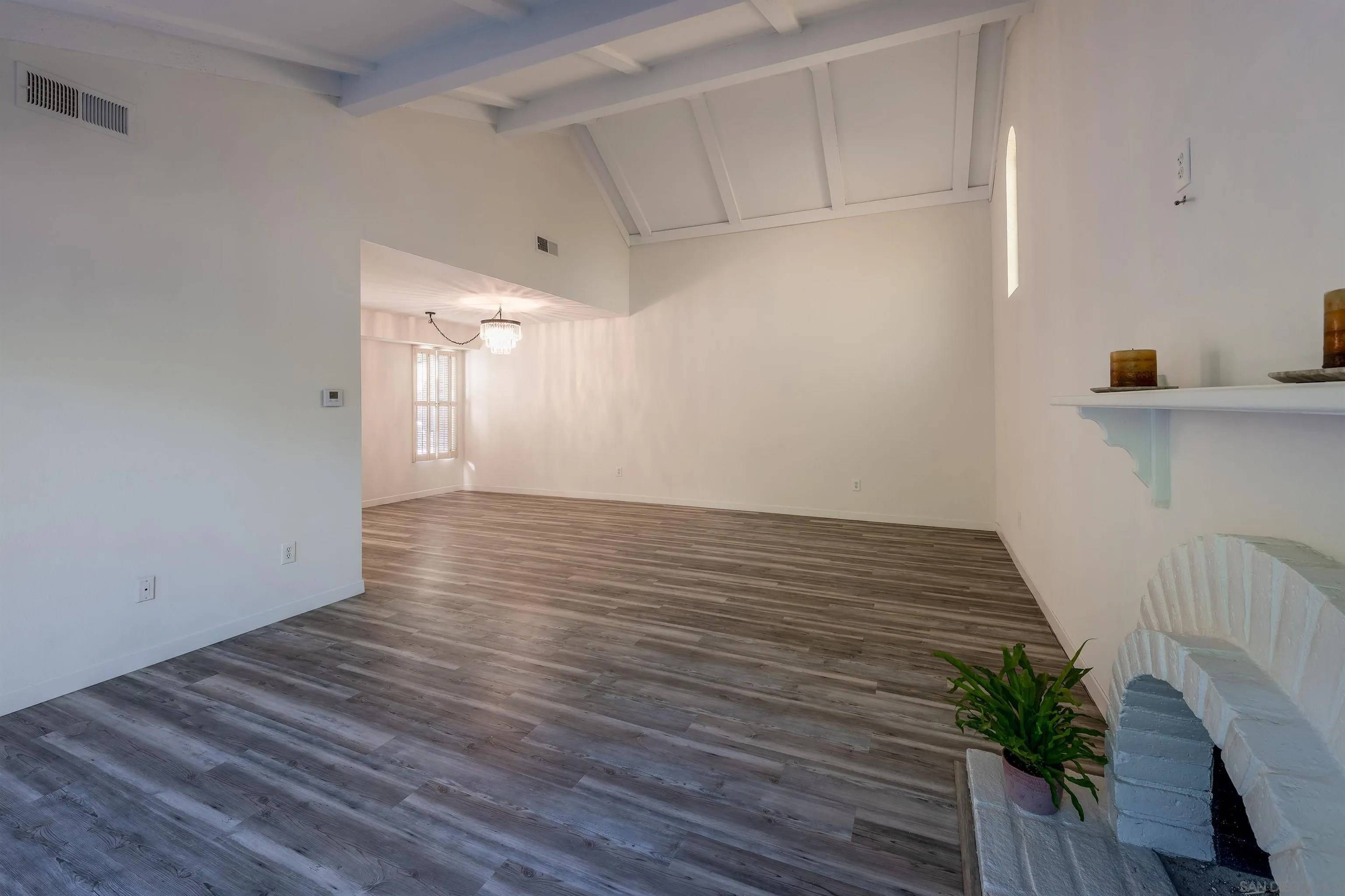 San Diego, CA 92128,12780 Avenida La Valencia #163