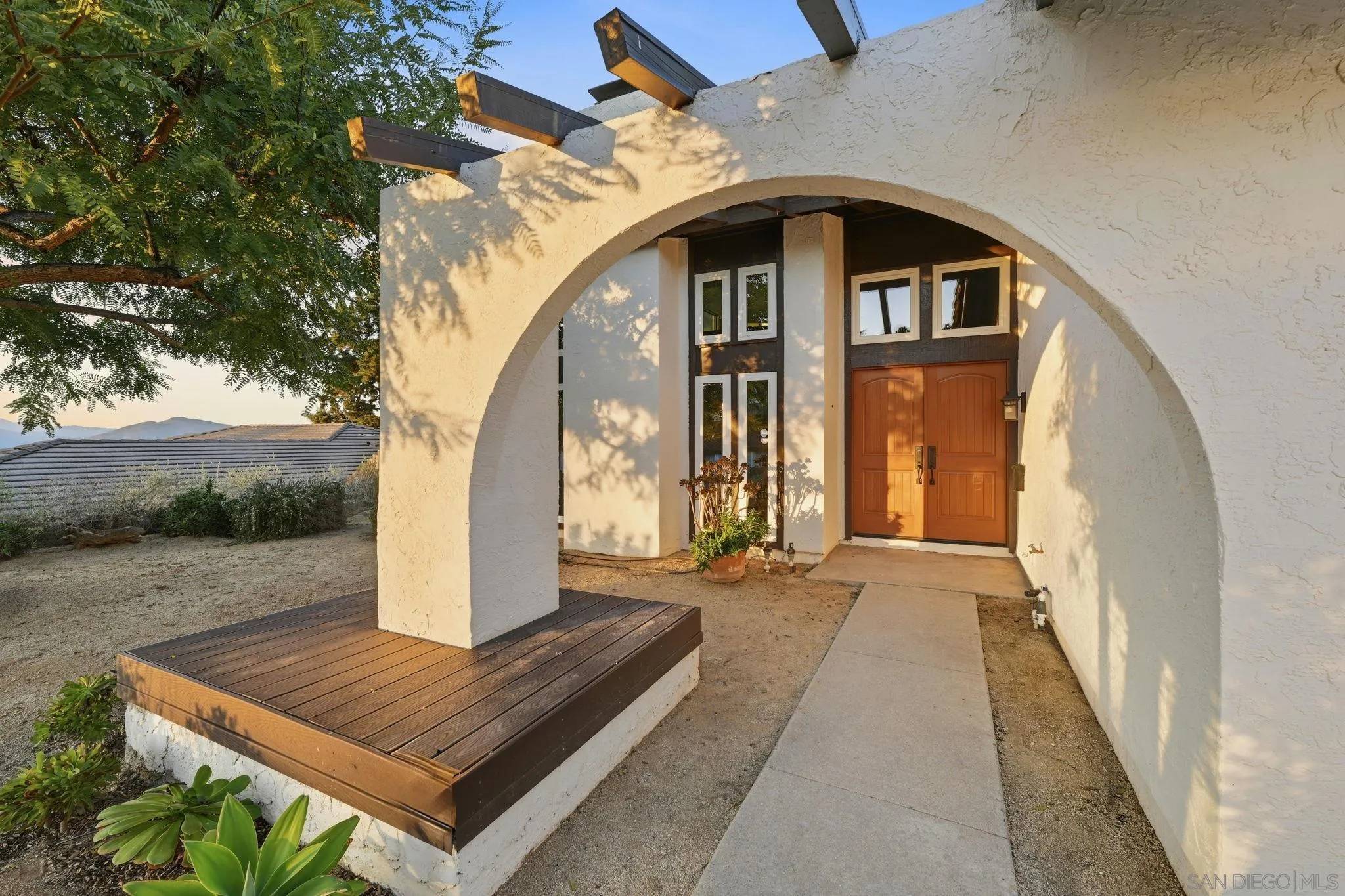 San Diego, CA 92128,17570 Montero Rd