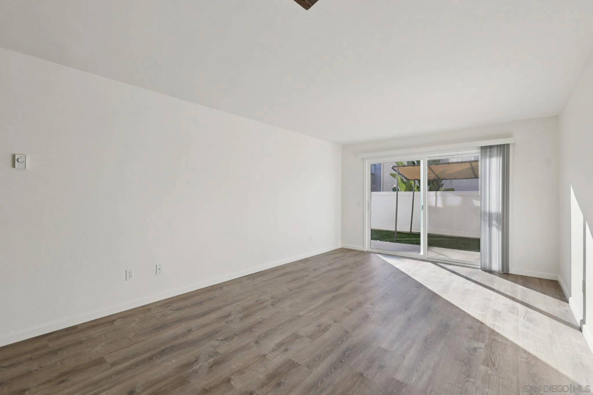 San Diego, CA 92111,8034 Linda Vista Rd #1S