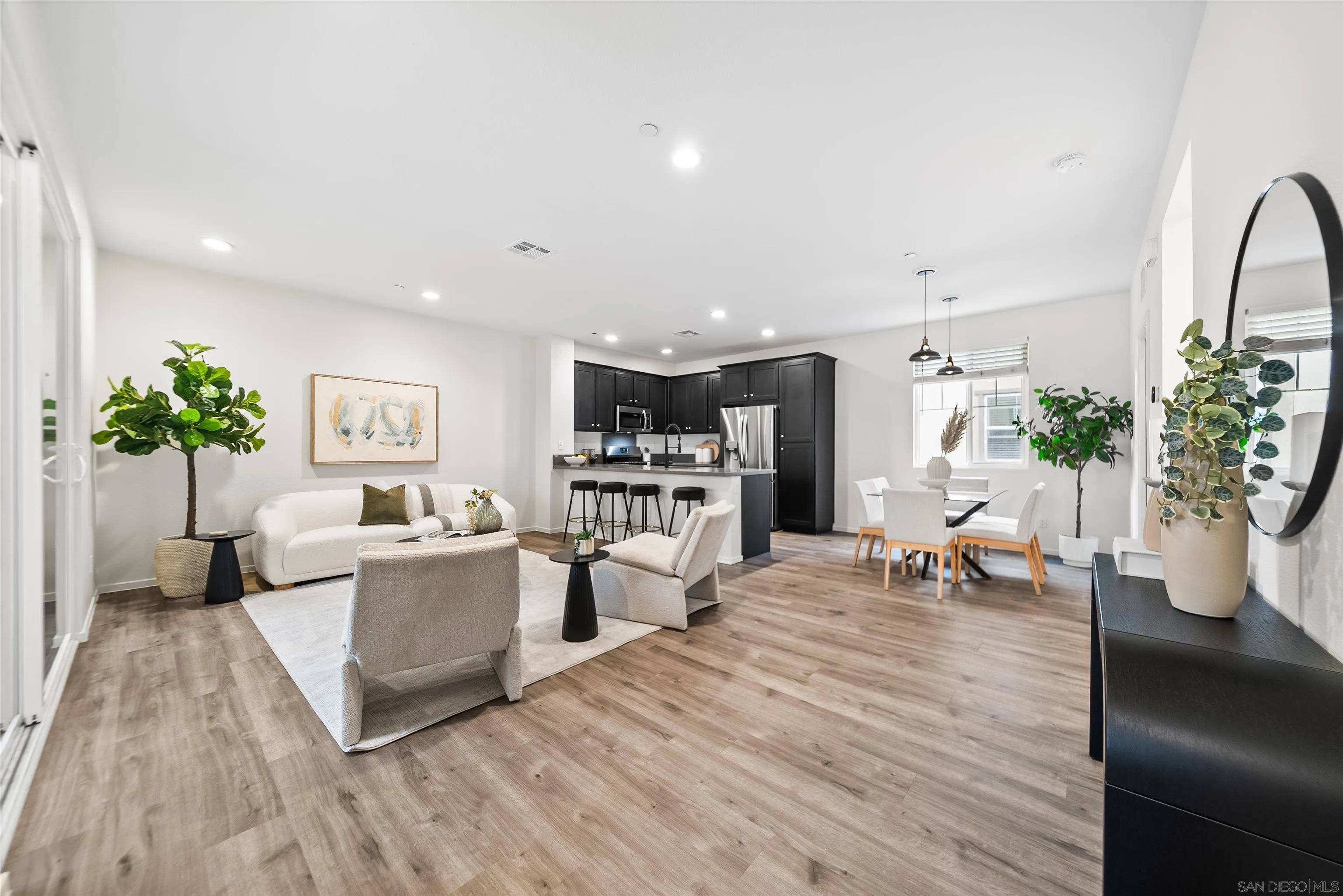 San Diego, CA 92154,1607 Santa Paulina