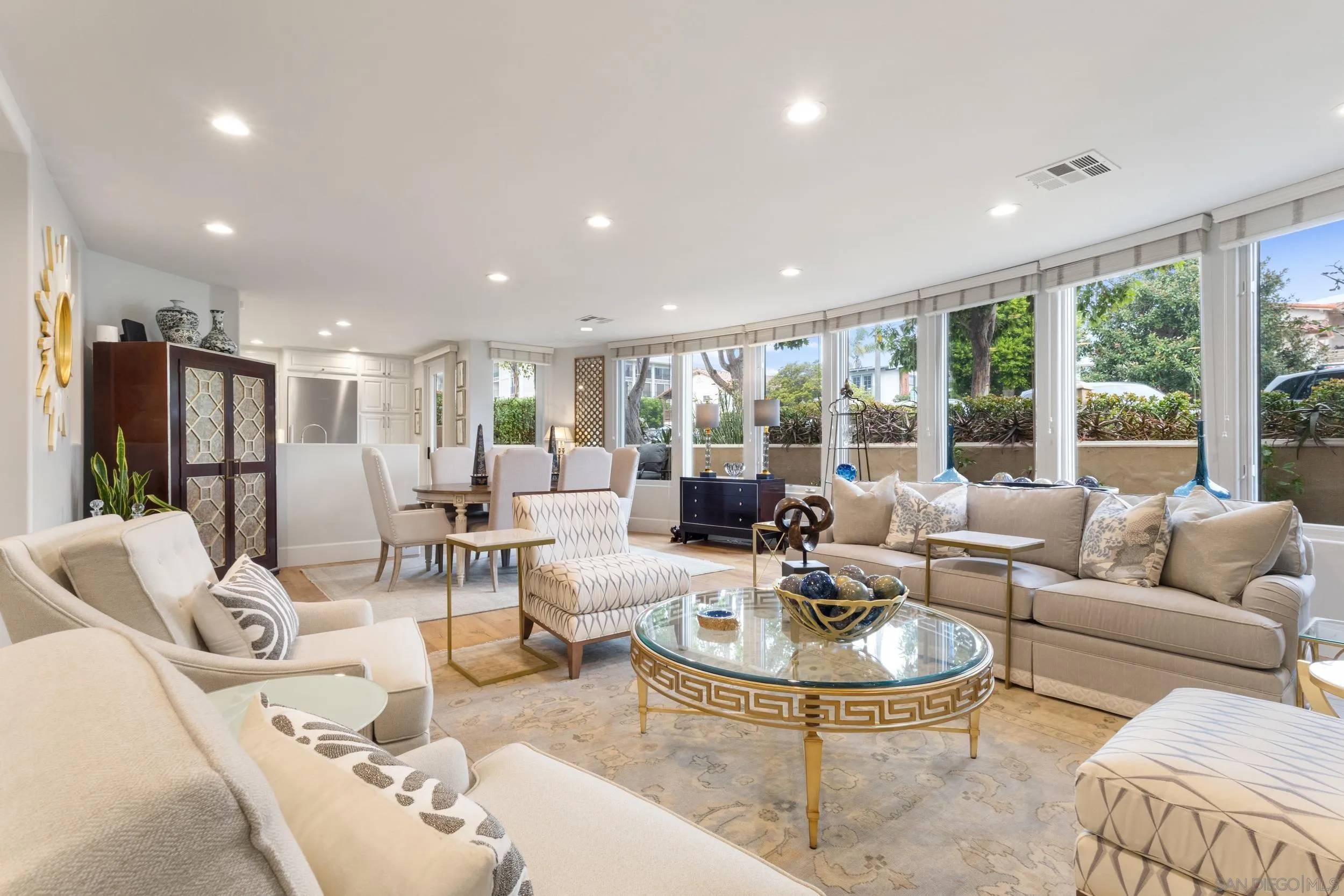 La Jolla, CA 92037,7752 Eads Ave