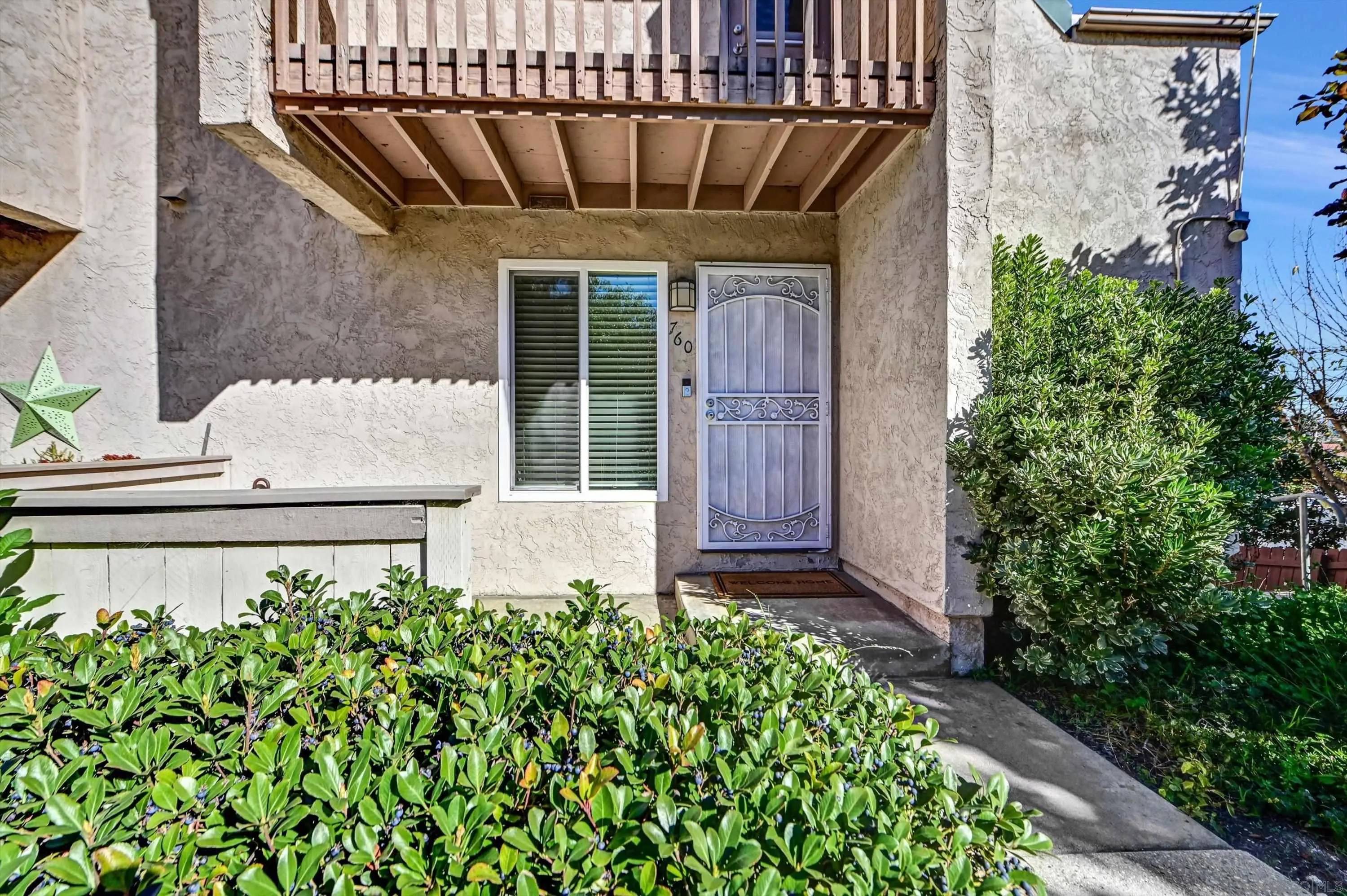 Vista, CA 92083,760 Silver Dr