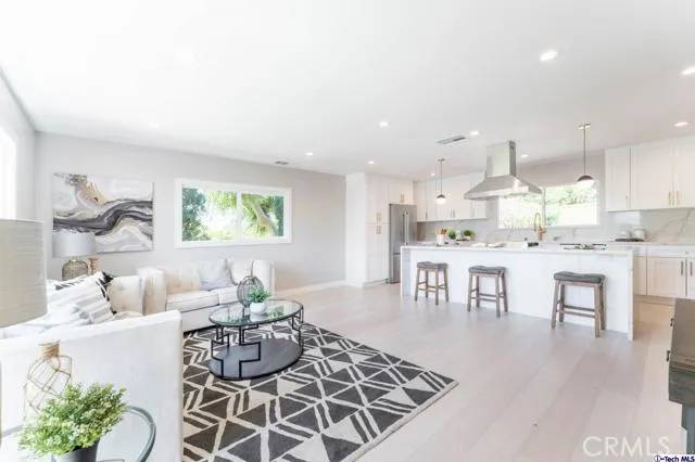 Altadena, CA 91001,915 Parkman Street