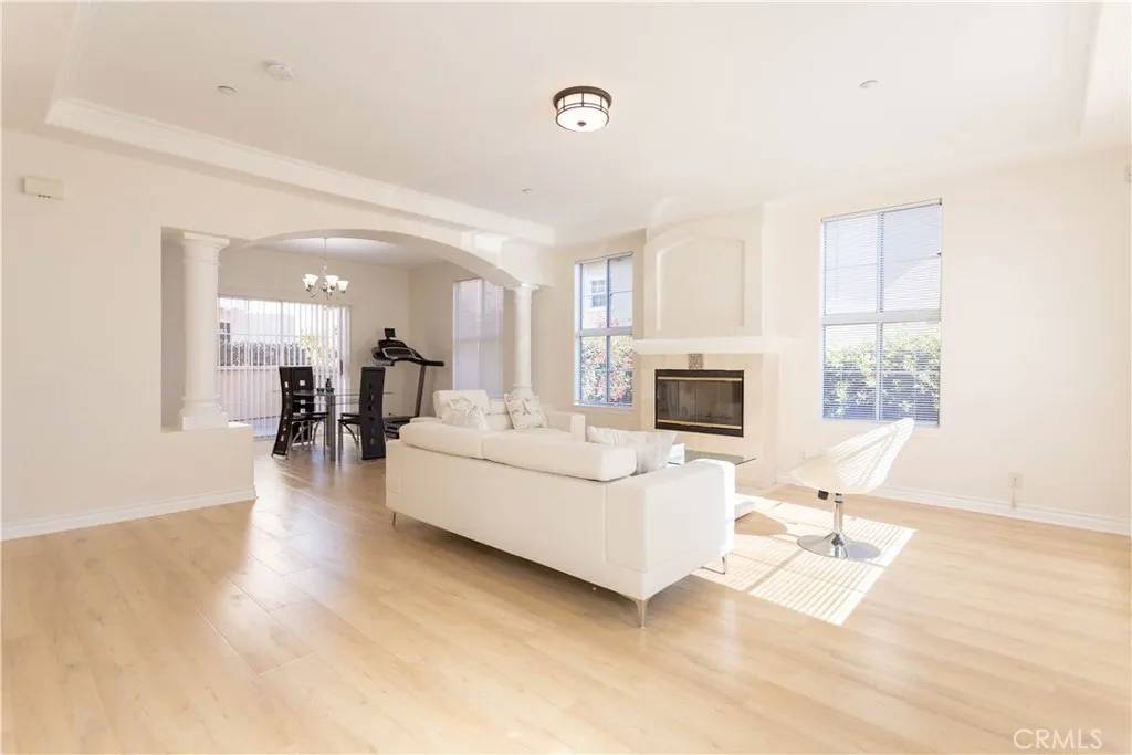 San Gabriel, CA 91775,1258 Elm Avenue #8