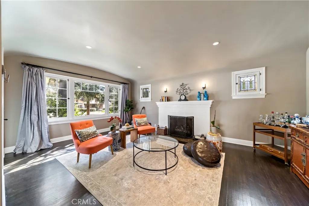 Altadena, CA 91001,2637 Glenrose Avenue