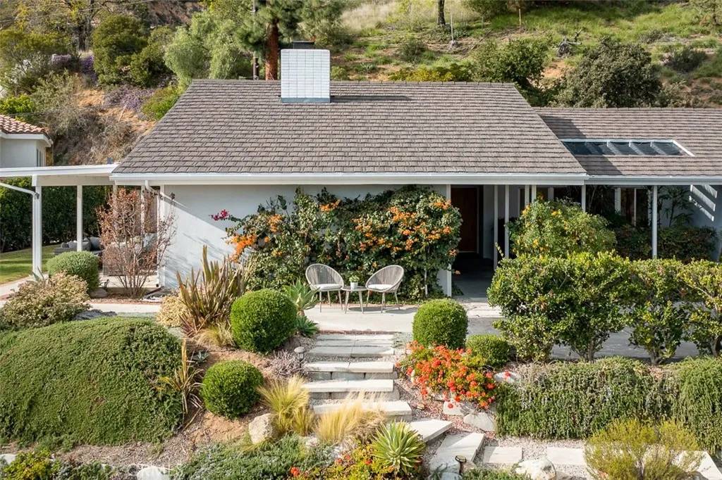 Arcadia, CA 91006,2211 Canyon Road