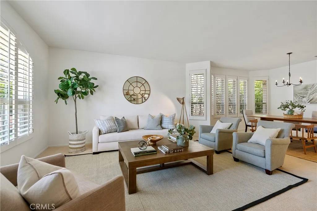 Newbury Park, CA 91320,1830 Red Robin Place