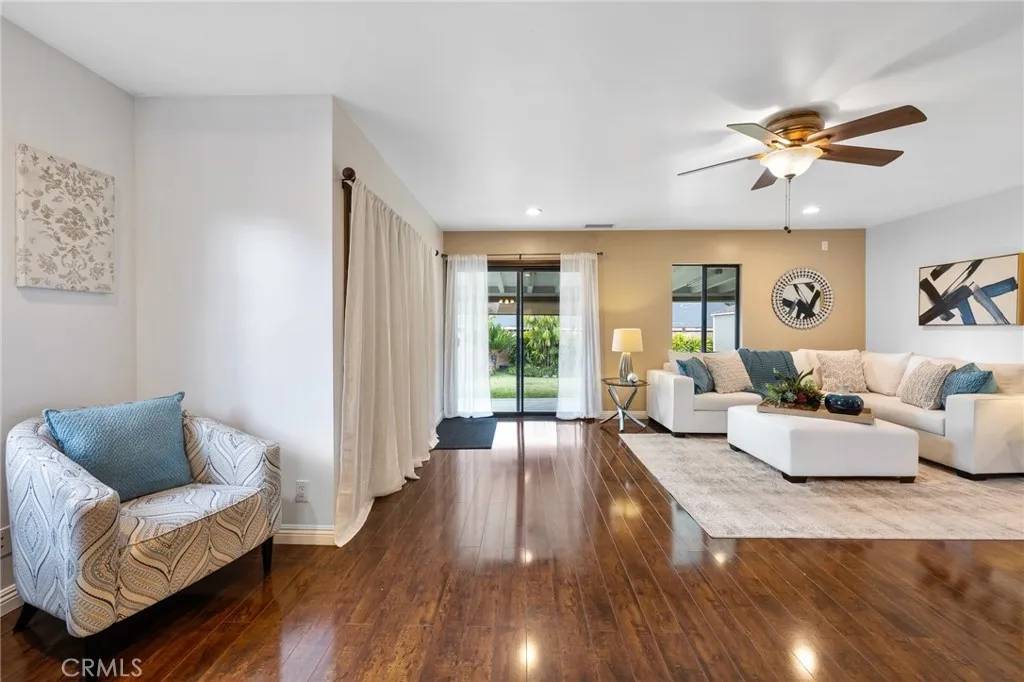 Duarte, CA 91010,1413 Random Lane