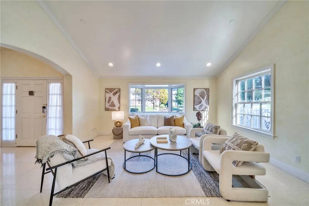 San Marino, CA 91108,1425 Mirasol Drive