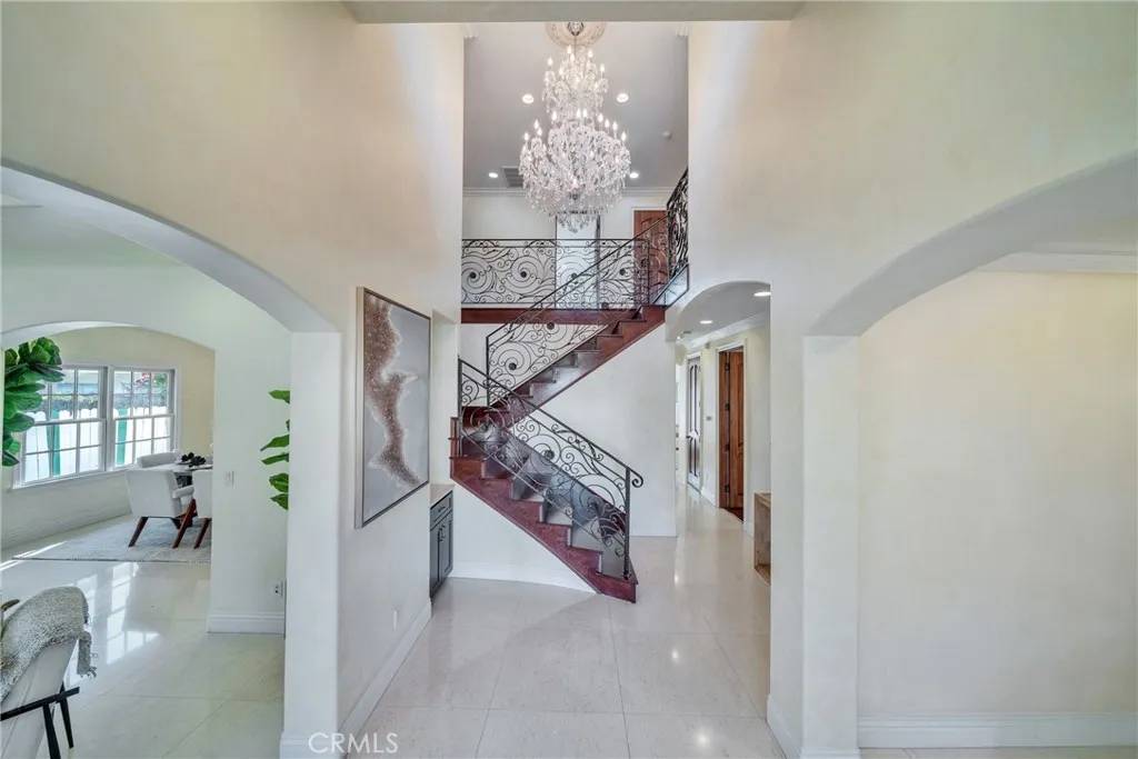 San Marino, CA 91108,1425 Mirasol Drive