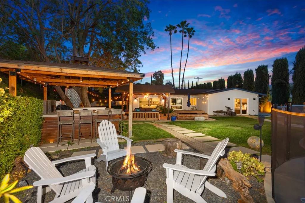 Calabasas, CA 91302,26255 Hatmor Drive