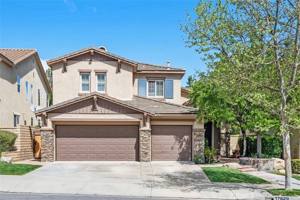 Canyon Country, CA 91387,17629 Wren Drive