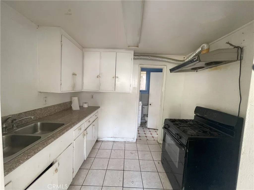 San Gabriel, CA 91775,7181 Hidden Pine Drive