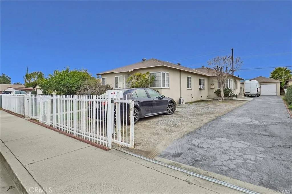 Pomona, CA 91767,1303 E Kingsley Avenue