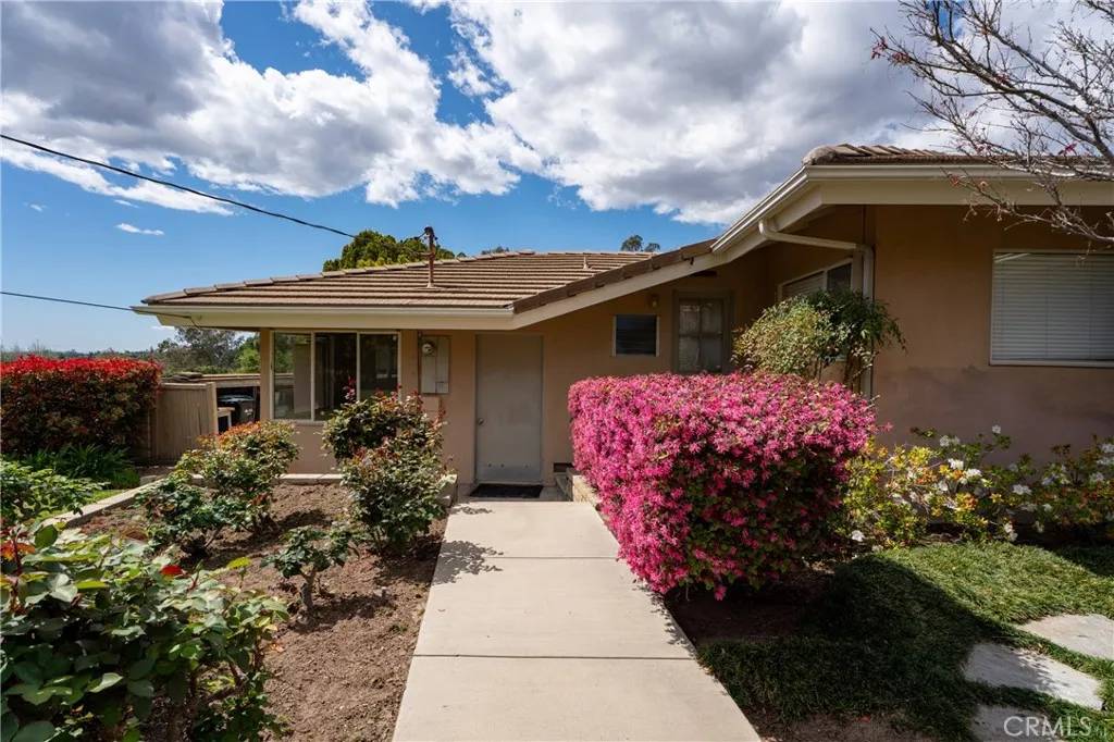 Sierra Madre, CA 91024,1960 Liliano Drive