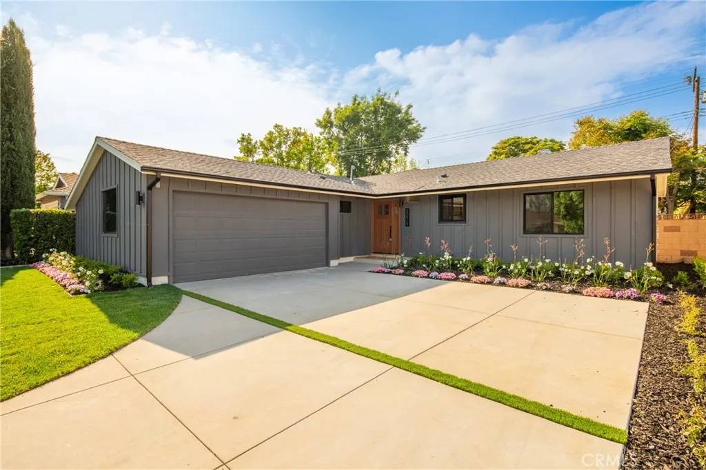 Woodland Hills, CA 91367,23919 Friar Street