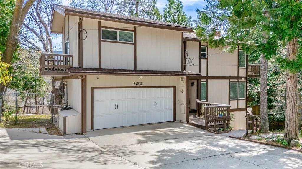 Crestline, CA 92325,24232 Montreaux Drive