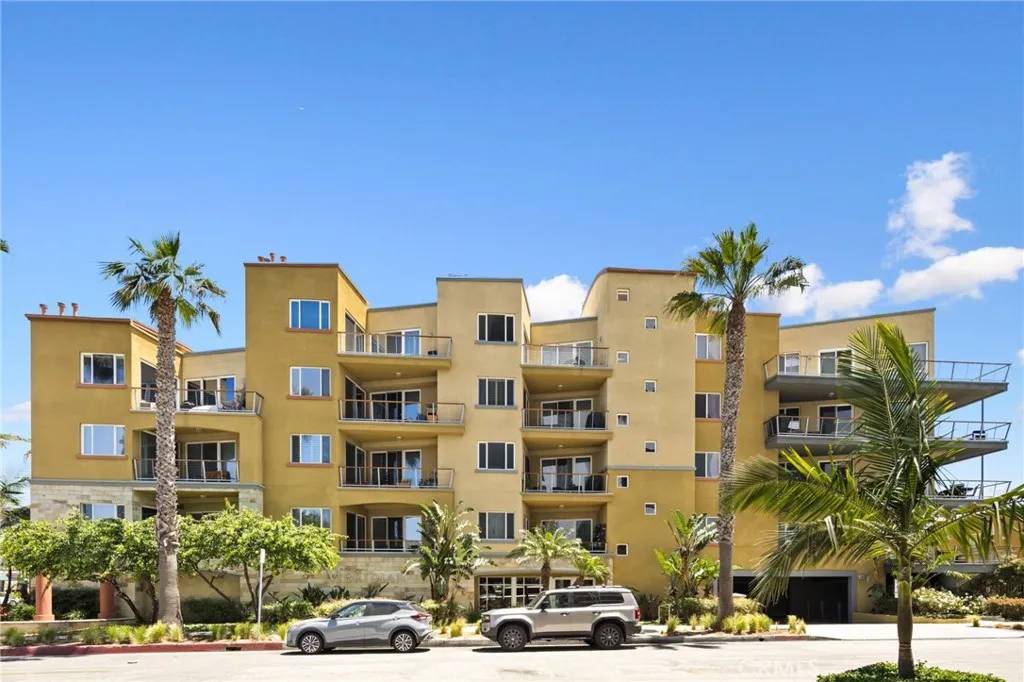 Long Beach, CA 90802,1400 E Ocean Boulevard #1201