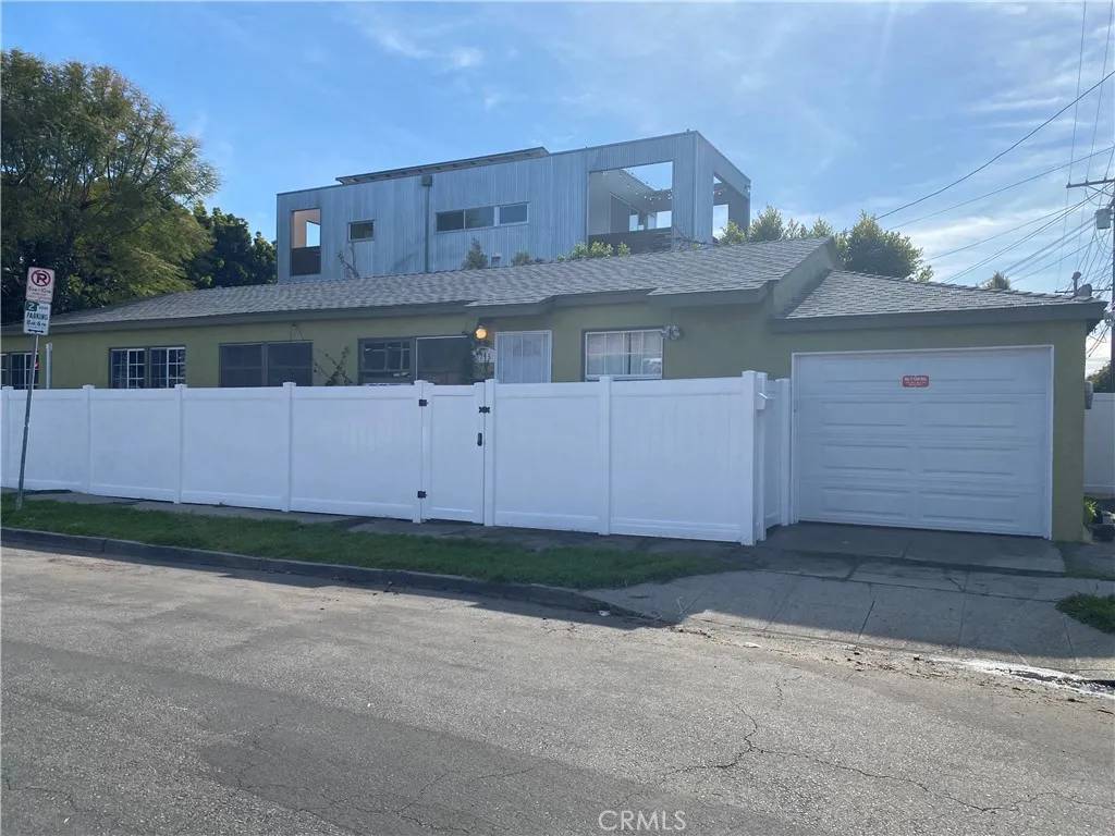Los Angeles, CA 90066,13103 Venice Boulevard
