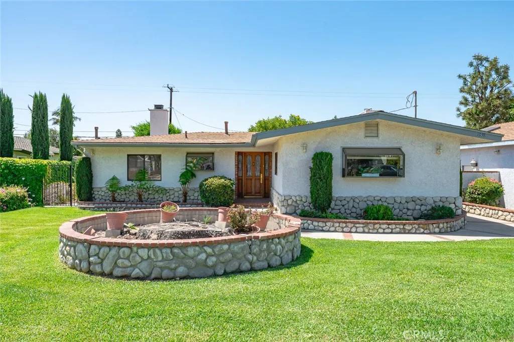Glendora, CA 91741,1038 E Meda Avenue