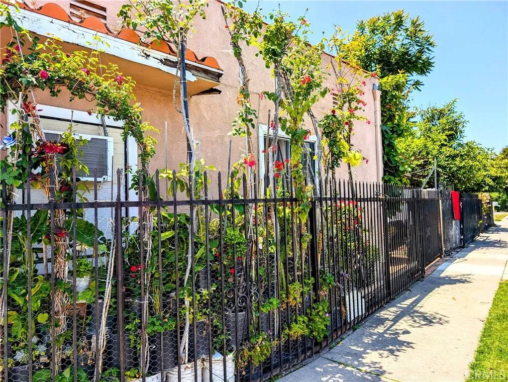 El Monte, CA 91731,3827 Pine Avenue