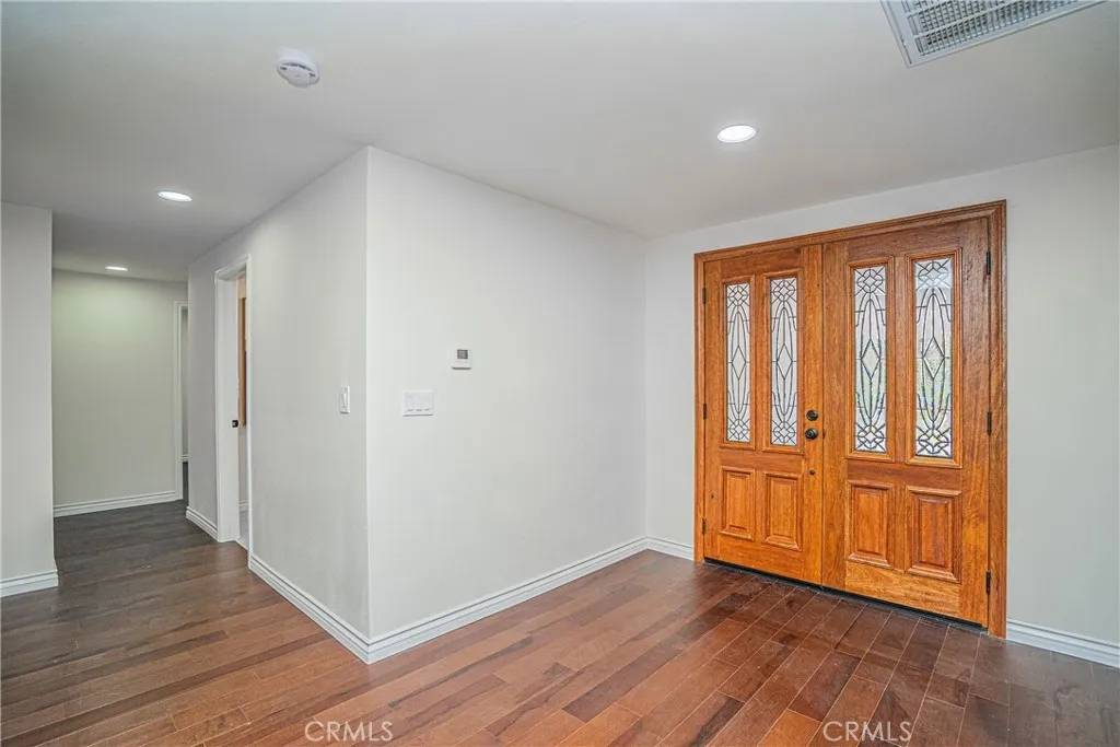 Brea, CA 92821,640 Cliffwood Avenue