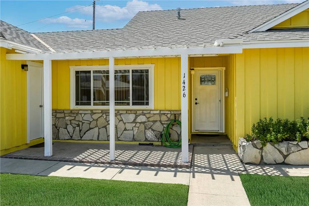 Covina, CA 91724,1426 E Colver Place