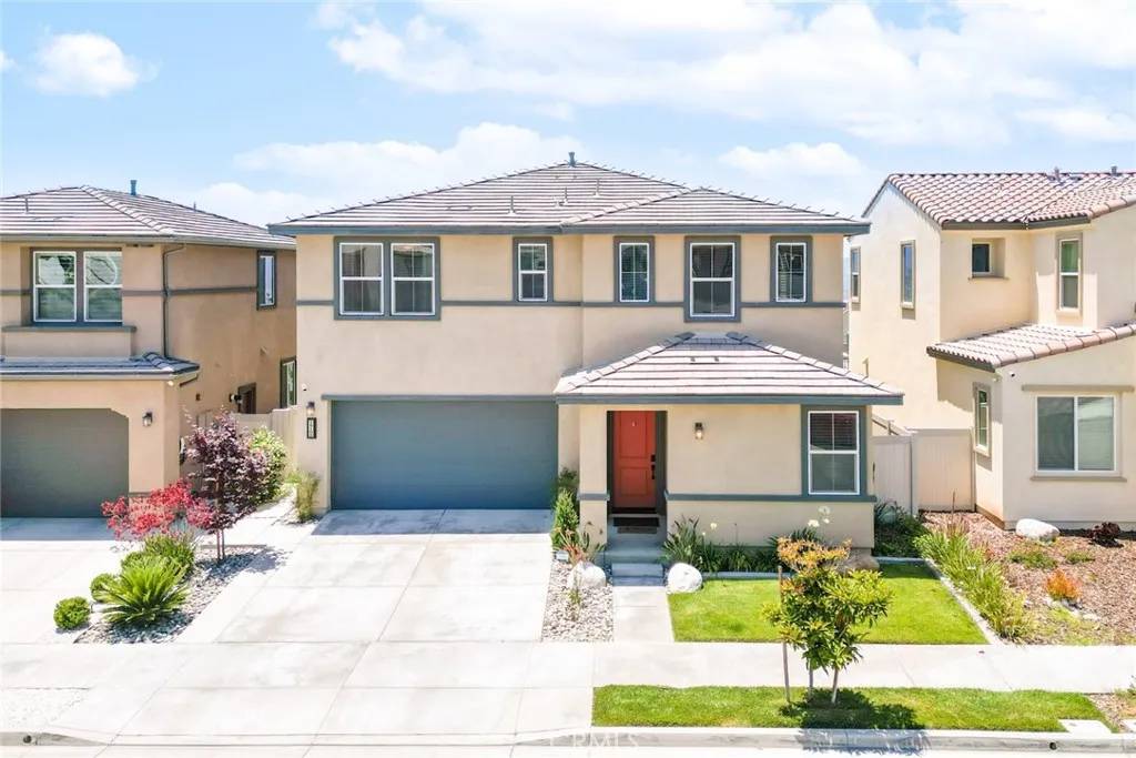 Saugus, CA 91350,18106 Meridian Lane