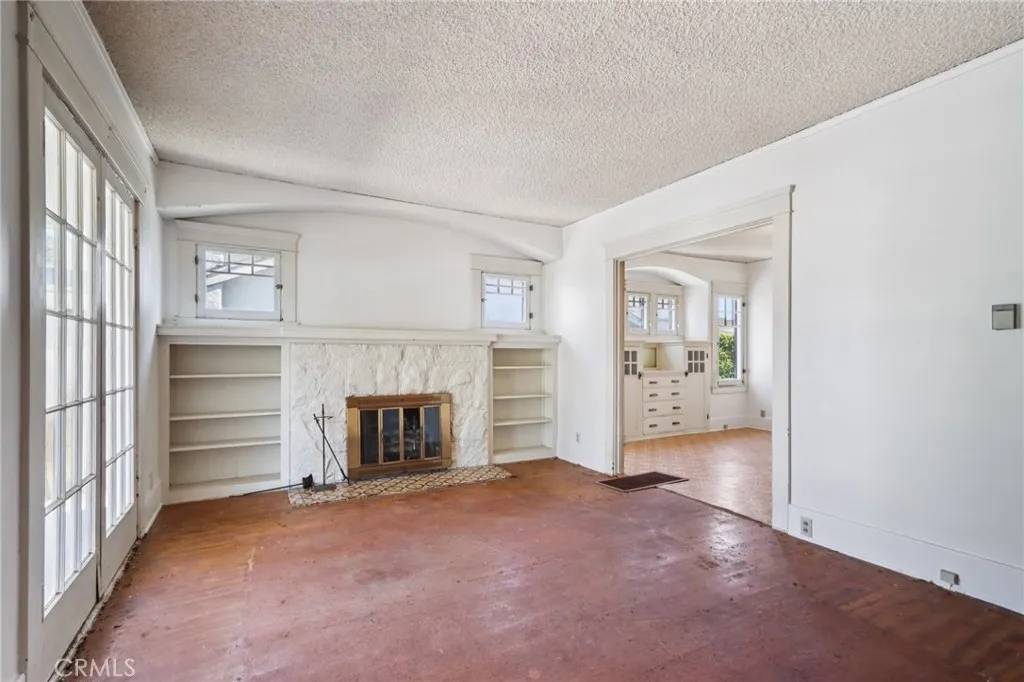 Santa Paula, CA 93060,542 Ojai Road