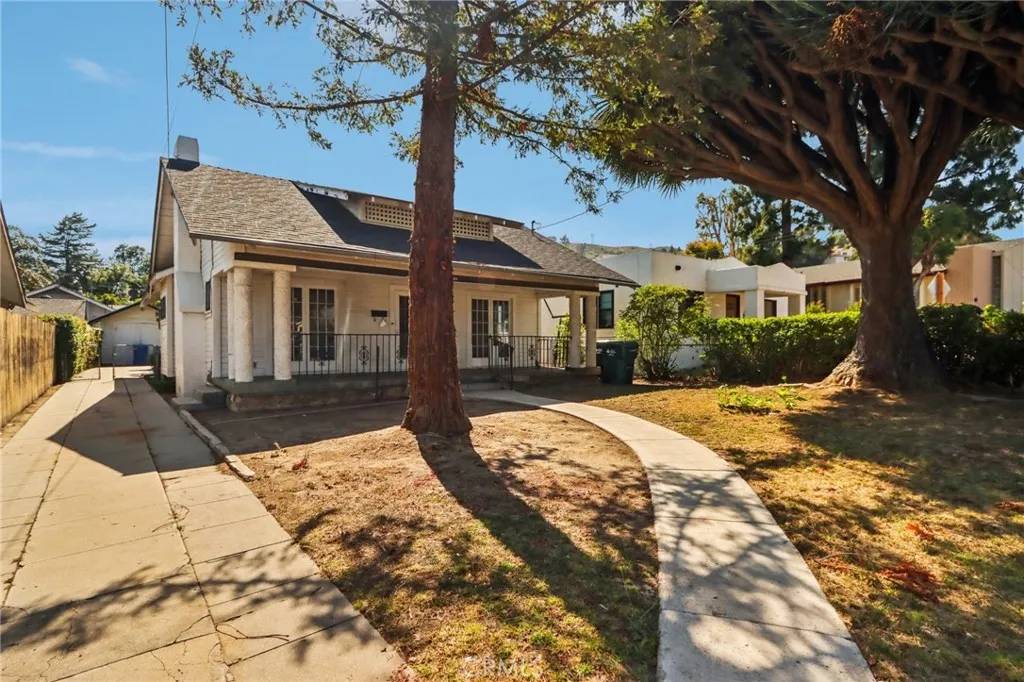 Santa Paula, CA 93060,542 Ojai Road