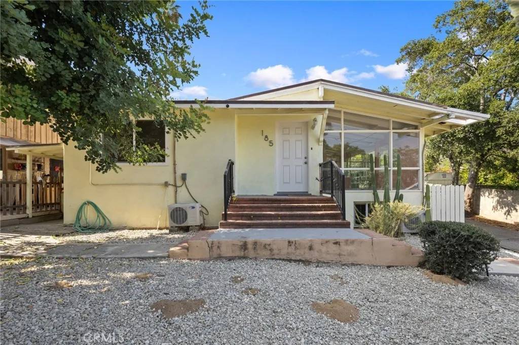 Sierra Madre, CA 91024,181 E Alegria Avenue
