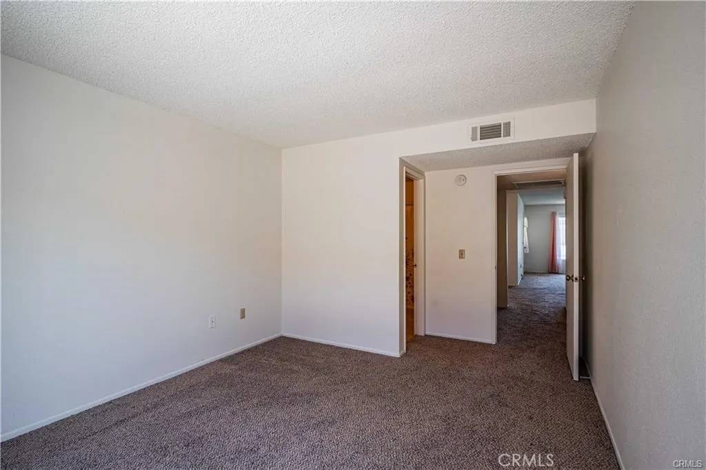 Hemet, CA 92543,622 S Santa Fe Street #7
