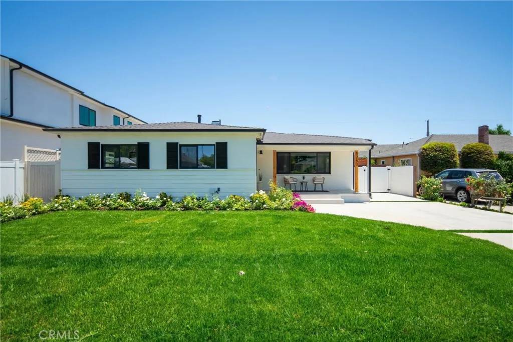 Sherman Oaks, CA 91411,5250 Lemona Avenue