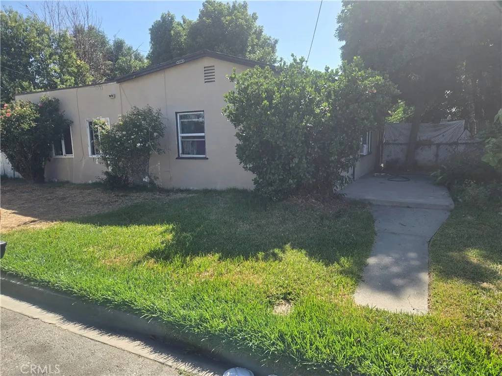 El Monte, CA 91733,10327 Bodger Street