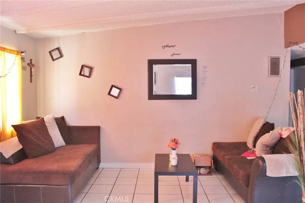 Montclair, CA 91763,10343 Amherst Avenue