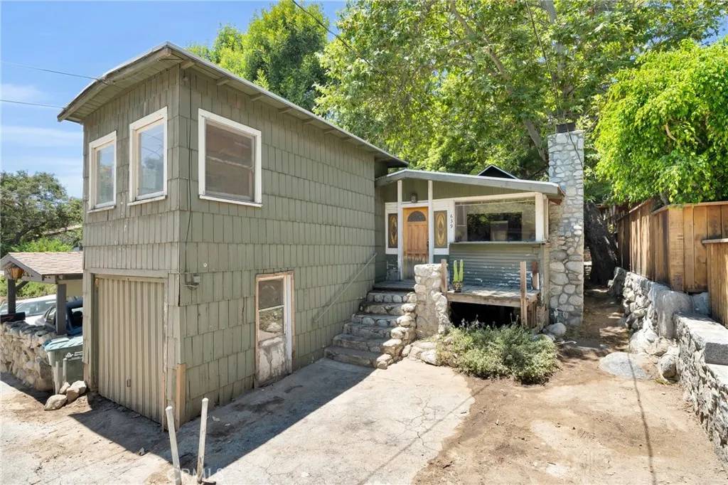 Sierra Madre, CA 91024,639 Woodland Drive