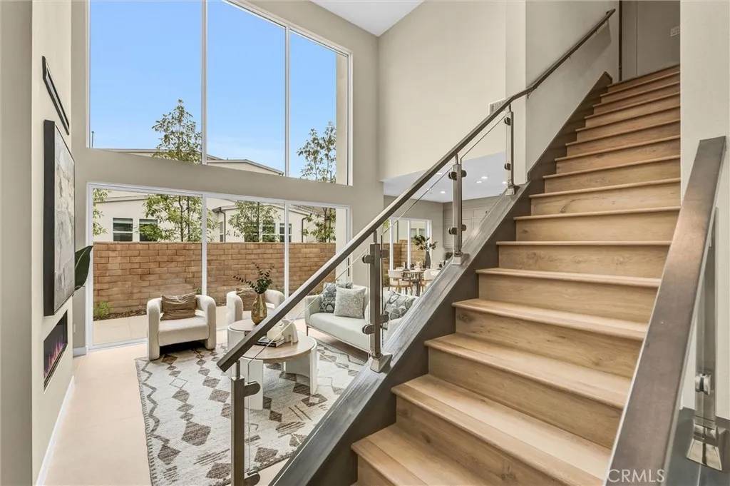 Montebello, CA 90640,1155 Poppy Court