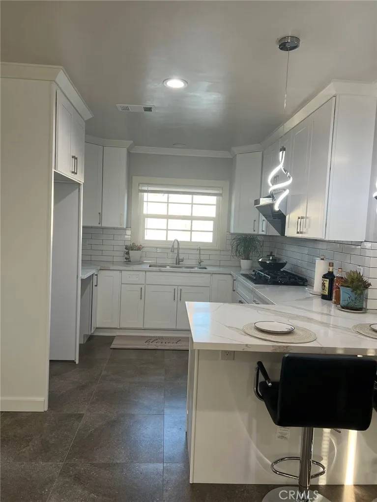 Duarte, CA 91010,1017 Oak Avenue