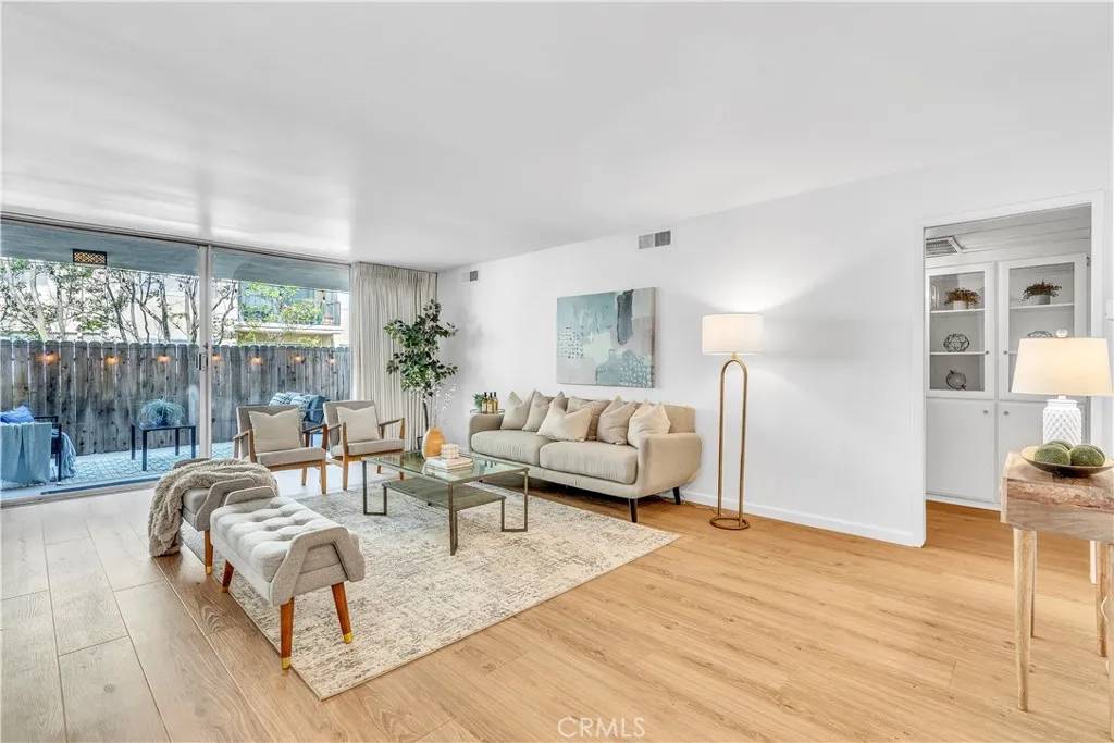 Pasadena, CA 91105,330 W California Boulevard #103