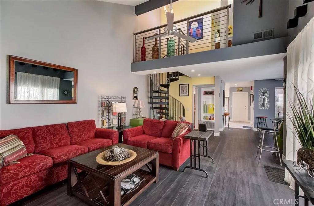 Simi Valley, CA 93063,5345 Huntley Street #10