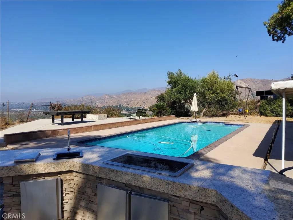 Sunland, CA 91040,9050 Mulberry Drive
