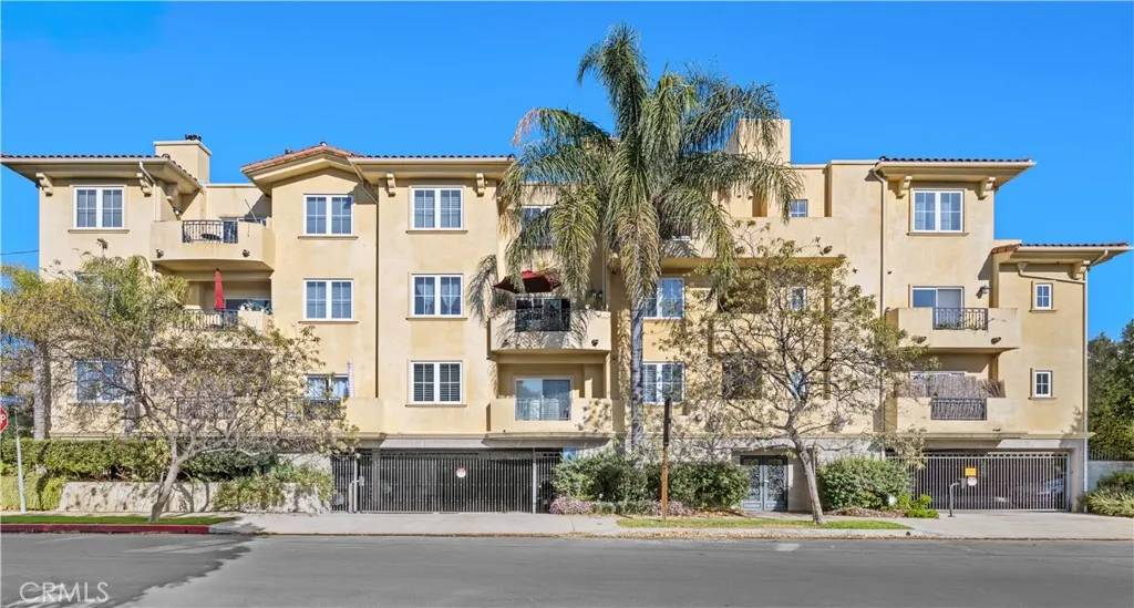 Studio City, CA 91604,12449 Kling Street #PH2