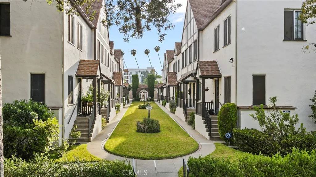Pasadena, CA 91106,73 N Catalina Avenue
