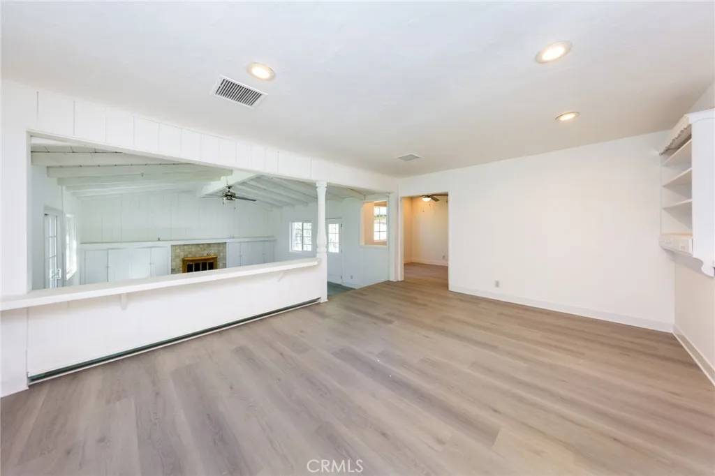 Mission Hills (san Fernando), CA 91345,10831 Orion Avenue