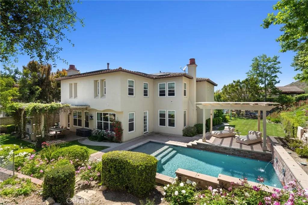 Newbury Park, CA 91320,5009 Via Vistosa