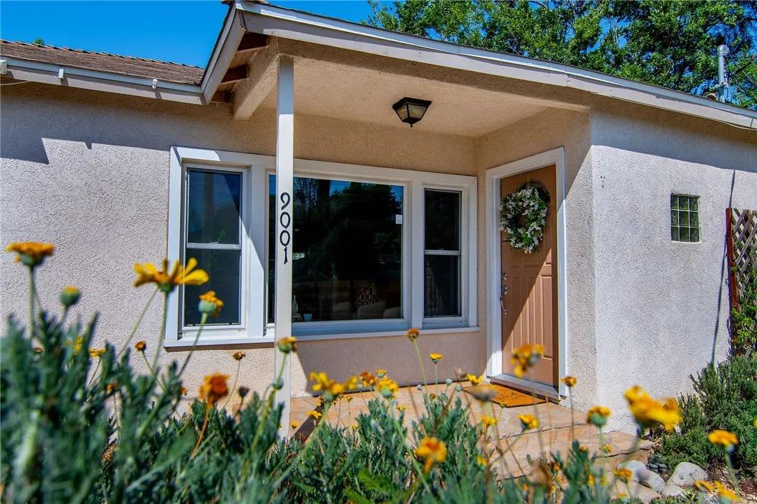 Sunland, CA 91040,9001 Hillrose Street