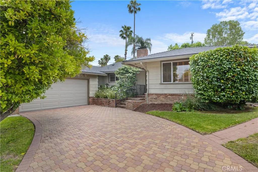 Studio City, CA 91604,10868 Willowcrest Place