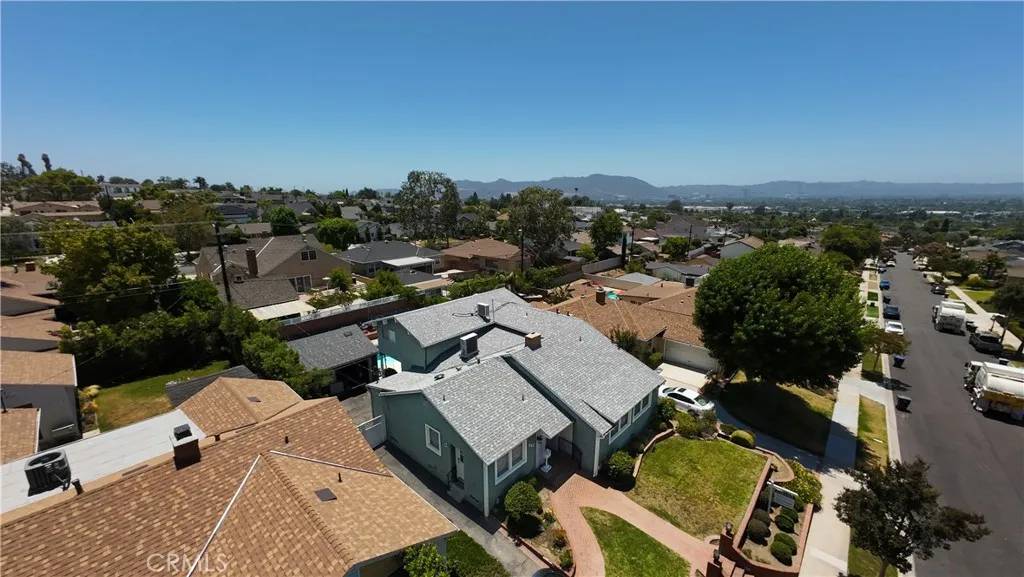 Burbank, CA 91504,942 University Avenue