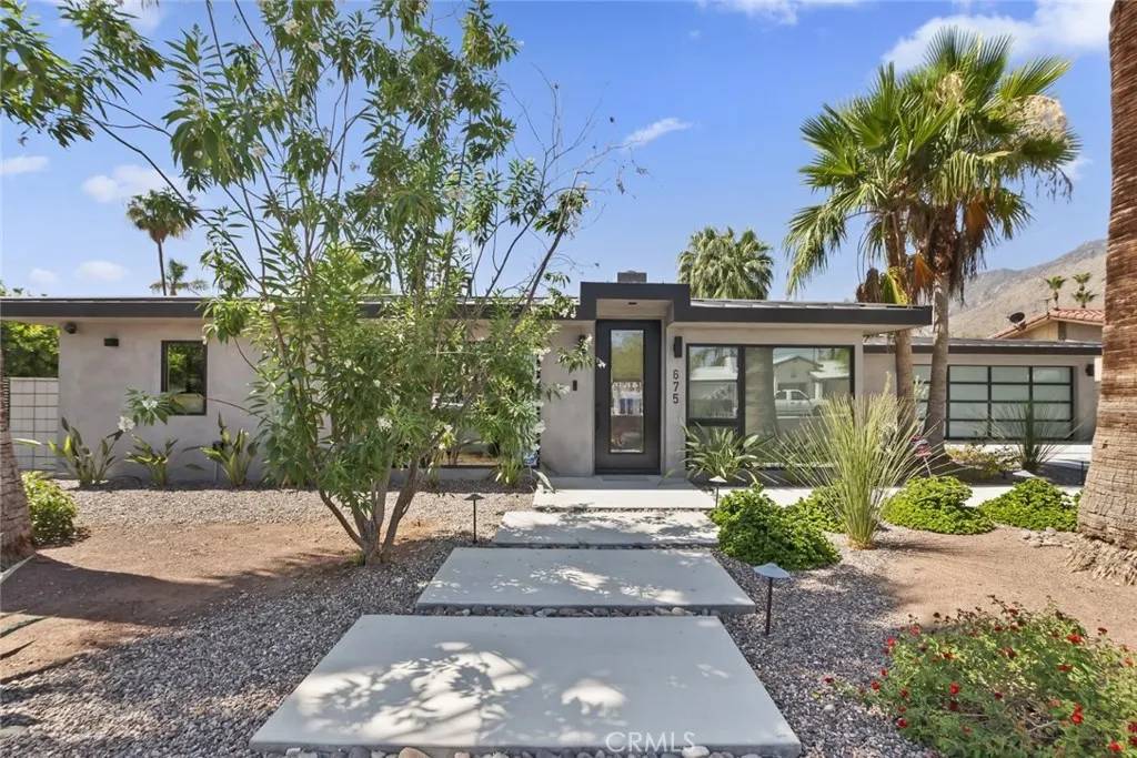 Palm Springs, CA 92264,675 E Mesquite Avenue