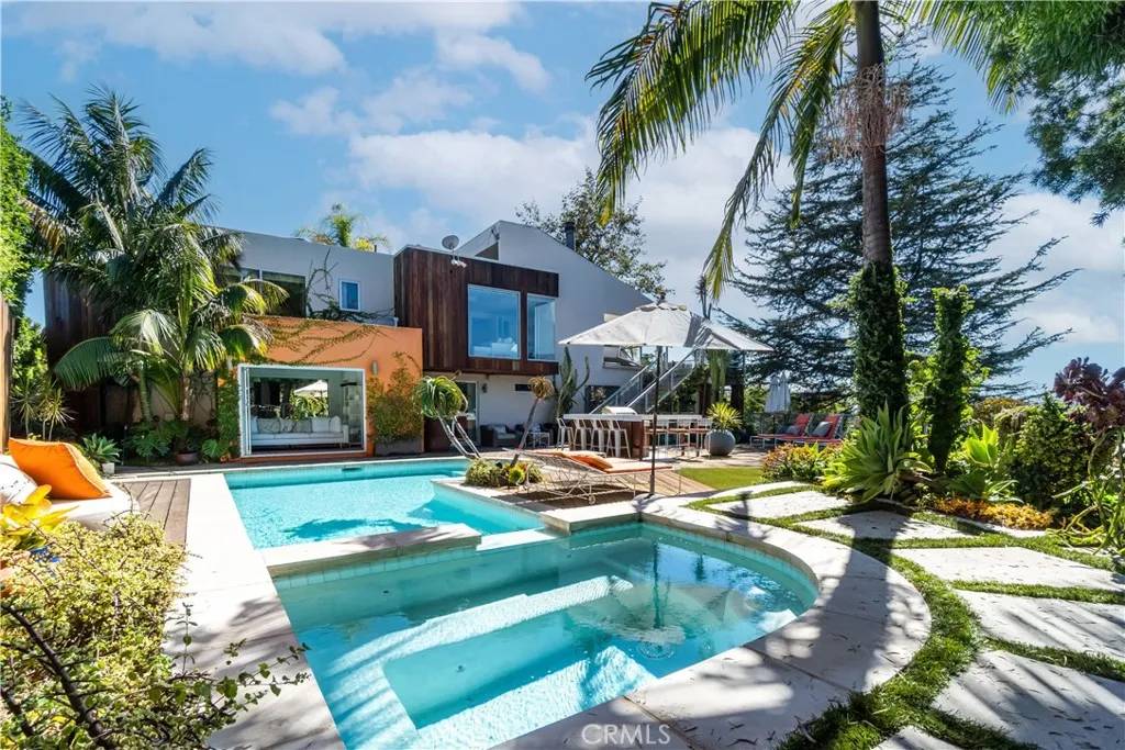 Beverly Hills, CA 90210,1619 Tower Grove